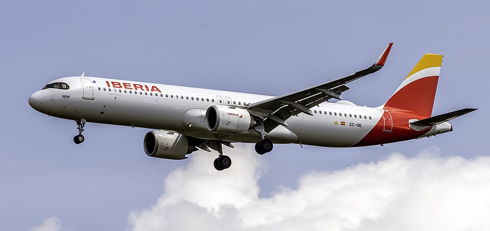 Airbus A321XLR in flight